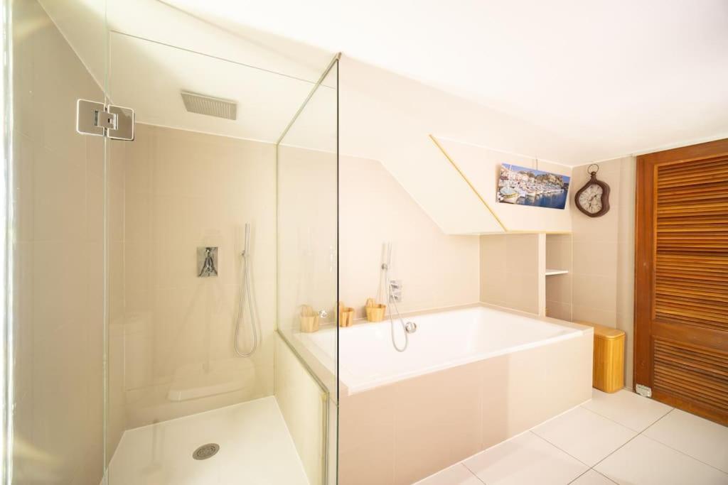 Air-Conditioned Loft In The Heart Of The Old Port Marseilles Exterior foto